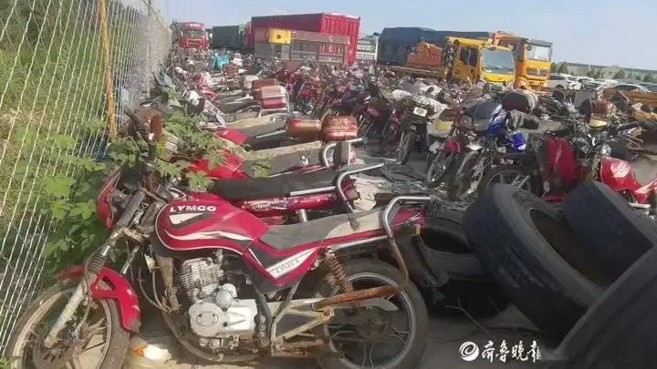 救援拖车汽车视频_拖车汽车救援_救援拖车汽车图片大全