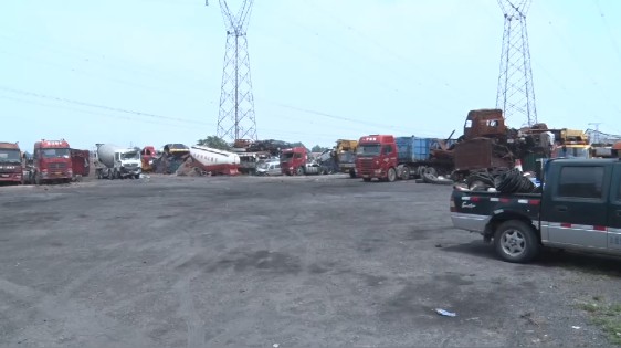 救援高速钱拖车服务是什么_高速救援队拖车怎么收费_高速救援服务拖车多少钱