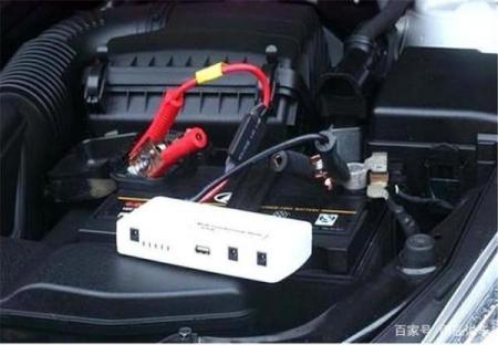 车子没电了叫救援车_车辆没电救援_汽车没电了救援