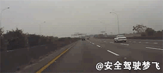 车爆胎在高速上_高速爆胎车上路怎么办_高速上面爆胎