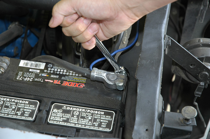 救火车打什么电话_车打不着火救援_救援火车视频