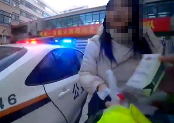 附近有没有拖车_附近拖车价格表_附近哪有拖车的